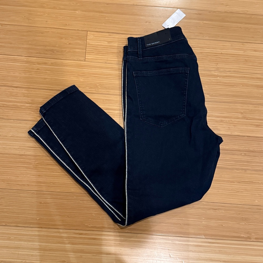 NWT: Ann Taylor Skinny Jean With metallic Piping size 12